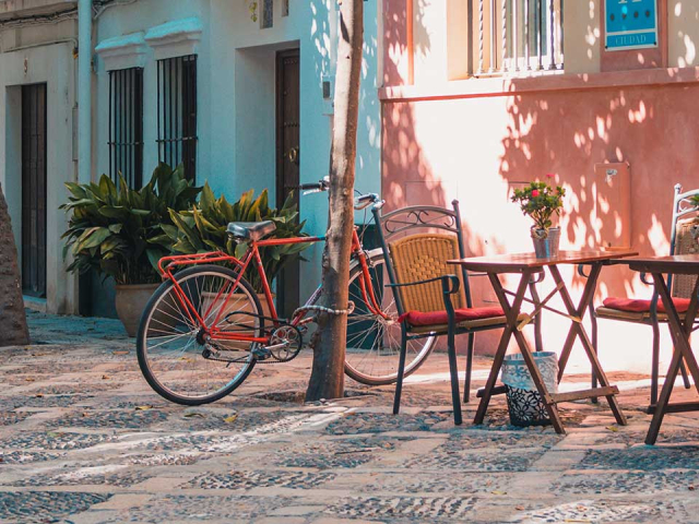 Servicios de la Agencia Inmobiliaria LeNovaZ  a la hora de comprar un inmueble en la Costa Blanca